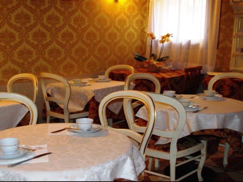 Pensión Casa Arte 3*